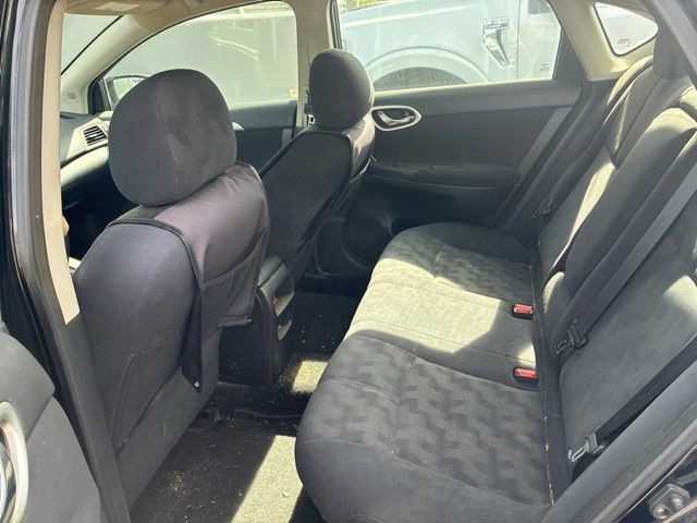Used 2013 Nissan Sentra SV FWD image 9