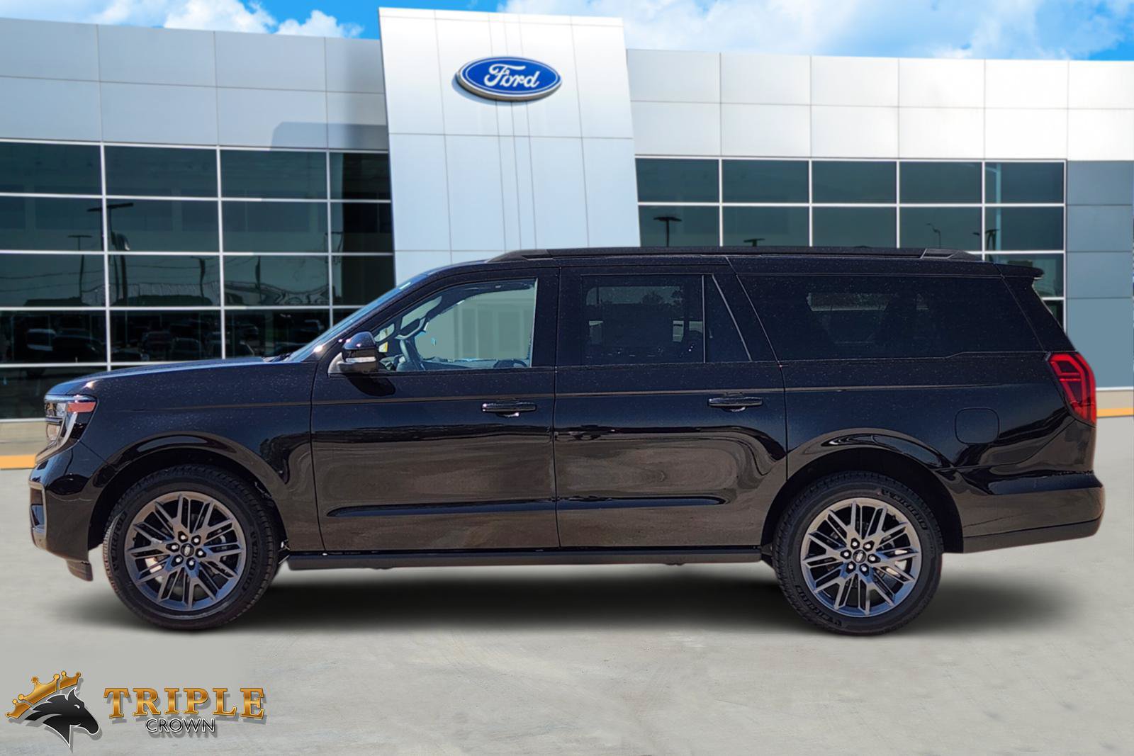 New 2027 Ford Expedition Max Platinum w/ Stealth Appearance Package AWD/4WD image 3