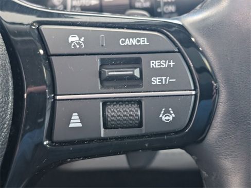 Used 2023 Honda Pilot Elite image 23