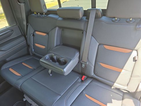 Used 2024 GMC Sierra 2500 AT4 w/ AT4 Premium Plus Package image 15