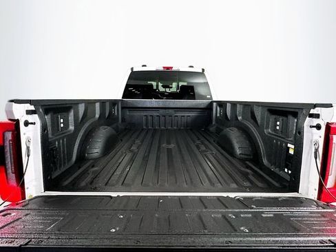 New 2026 Ford F450 Platinum w/ FX4 Off-Road Package image 28