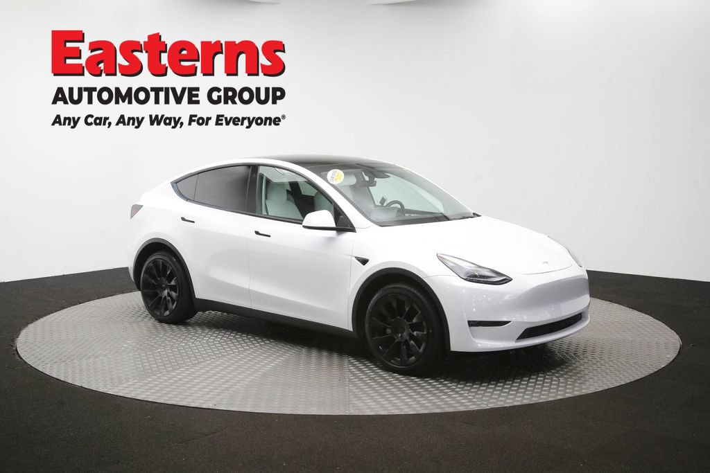 Used 2022 Tesla Model Y Long Range AWD/4WD image 45