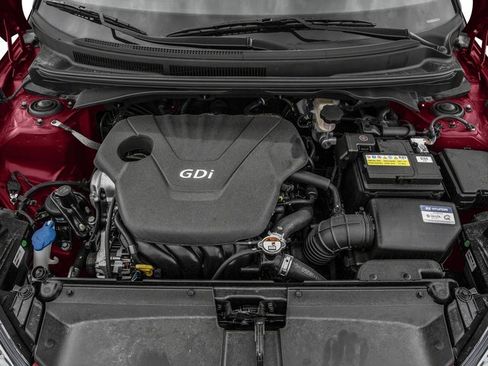 Used 2017 Hyundai Veloster Value Edition image 16