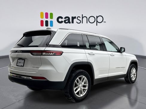 Used 2023 Jeep Grand Cherokee Laredo w/ Luxury Tech Group I image 5