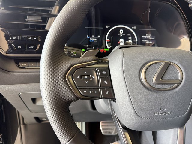 Certified 2026 Lexus TX 500h AWD w/ Technology Package image 15