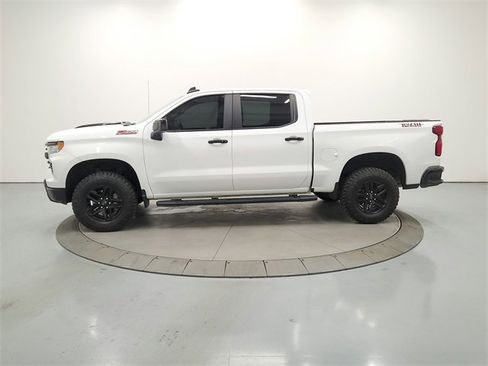 Used 2024 Chevrolet Silverado 1500 LT Trail Boss w/ Protection Package image 5