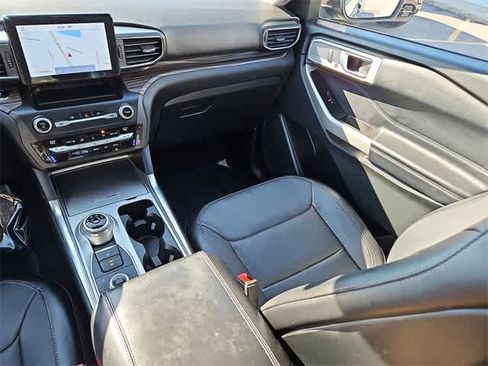 Used 2020 Ford Explorer Limited w/ Class III Trailer Tow Package image 12