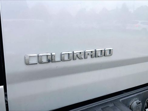 Used 2016 Chevrolet Colorado Z71 AWD/4WD image 31