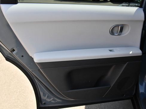 Used 2024 Hyundai Ioniq 5 SEL RWD image 38