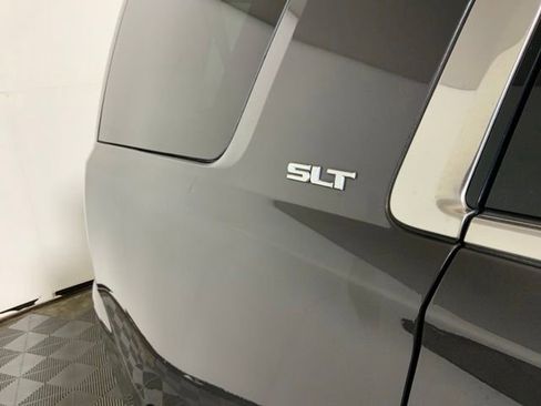 Used 2016 GMC Yukon SLT w/ Open Road Package AWD/4WD image 15