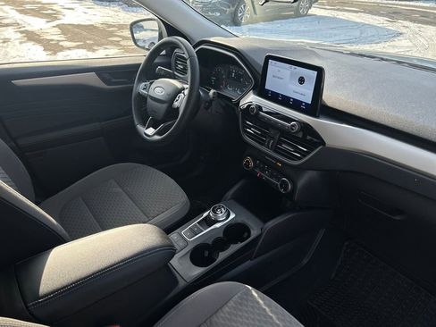 Used 2022 Ford Escape SE w/ Cold Weather Package image 14