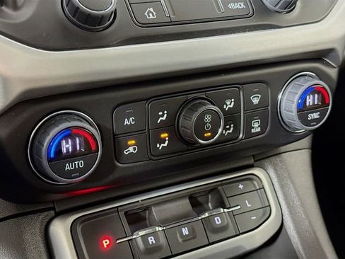 Used 2023 GMC Acadia SLT w/ Elevation Edition AWD/4WD image 16