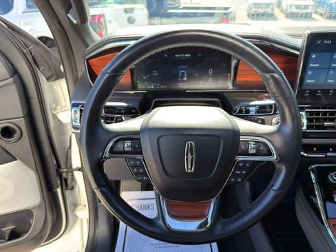Used 2024 Lincoln Navigator L Reserve image 47