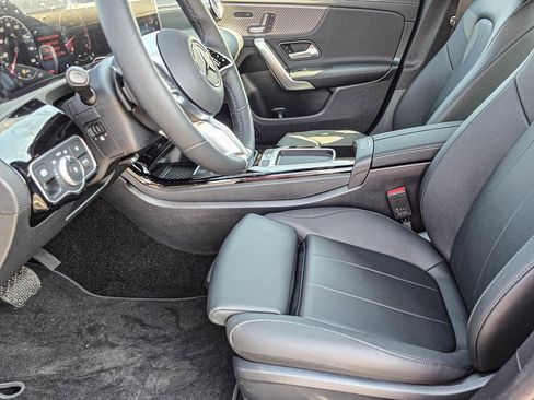 New 2025 Mercedes-Benz CLA 250 4MATIC image 15