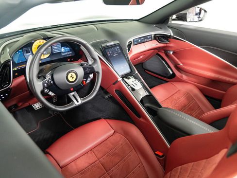 Used 2025 Ferrari Roma Spider image 38