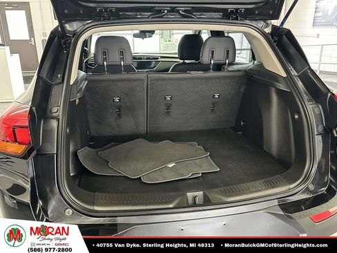 Certified 2023 Buick Encore GX Preferred w/ Cold Weather Comfort Package AWD/4WD image 11