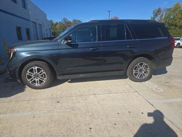 Used 2025 Ford Expedition Active AWD/4WD image 11
