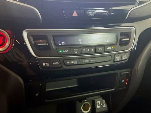 Used 2021 Honda Ridgeline Black Edition image 17