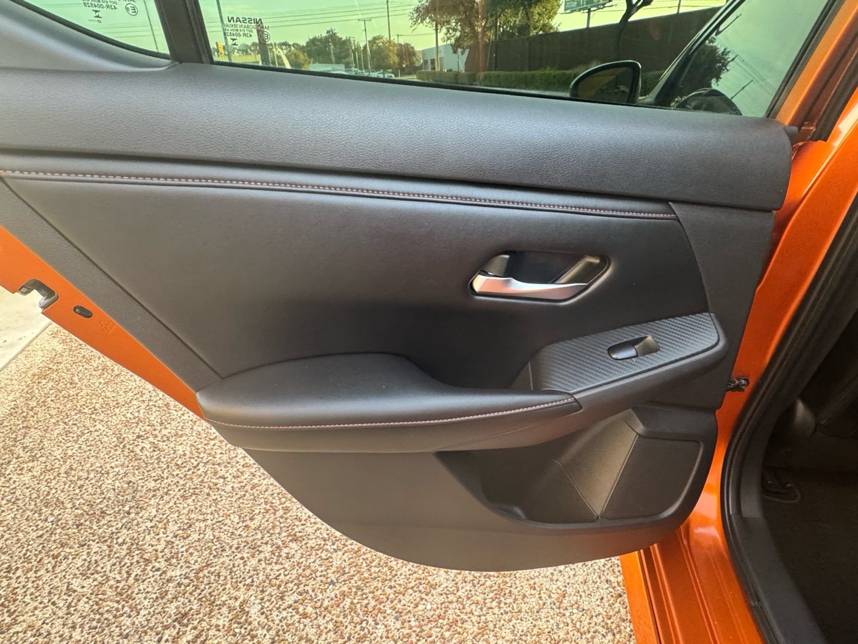 Used 2023 Nissan Sentra SR w/ SR Premium Package FWD image 30