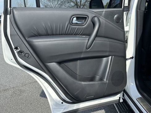 Used 2024 Nissan Armada SL w/ Midnight Edition Package image 23