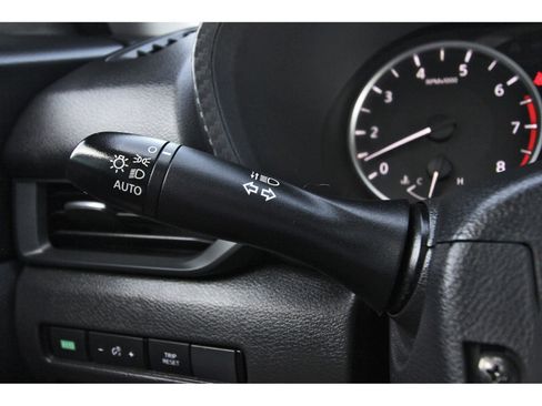 Certified 2025 Nissan Sentra S FWD image 20