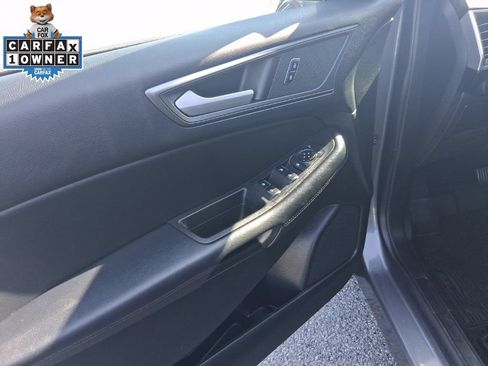 Used 2024 Ford Edge SE w/ Black Appearance Package AWD/4WD image 8