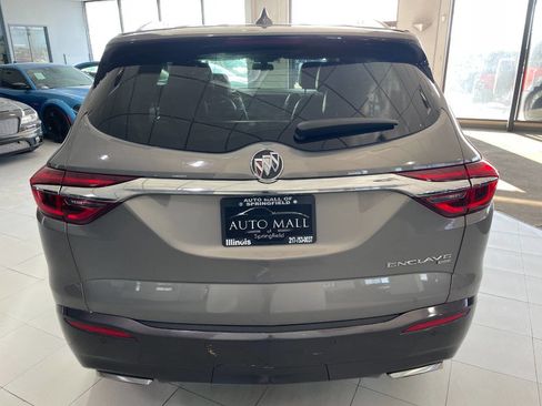 Used 2019 Buick Enclave Essence image 6