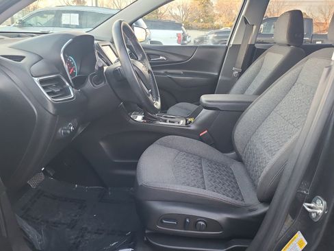 Used 2023 Chevrolet Equinox LT image 12