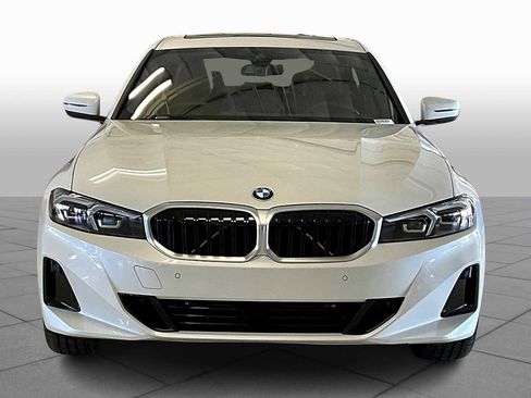 Certified 2025 BMW 330i Sedan w/ Premium Package image 4