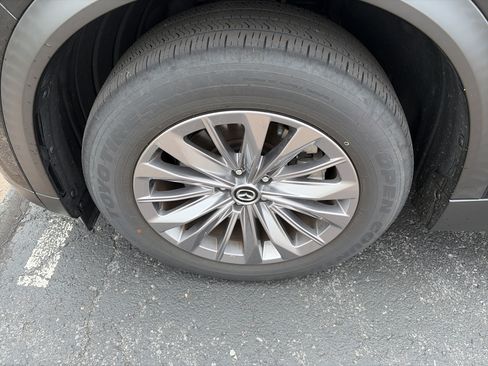 Used 2025 MAZDA CX-90 3.3 Turbo w/ Select Package AWD/4WD image 12