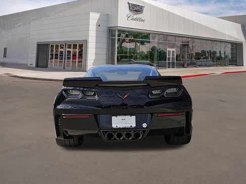 Used 2016 Chevrolet Corvette Z06 w/ 3LZ Preferred Equipment Group image 5