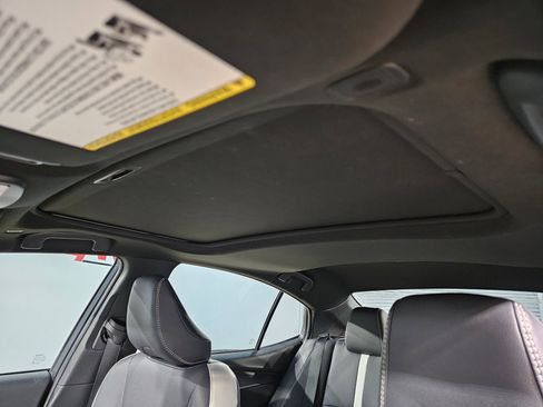 Used 2025 Toyota Camry SE image 25