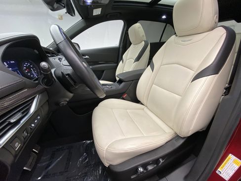 Used 2021 Cadillac XT4 Sport AWD/4WD image 11