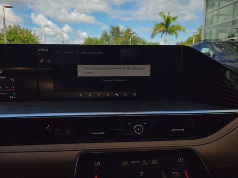 New 2026 INFINITI QX80 Luxe w/ Cargo Package RWD image 25