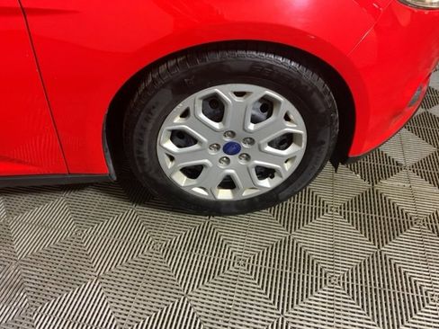 Used 2012 Ford Focus SE image 36