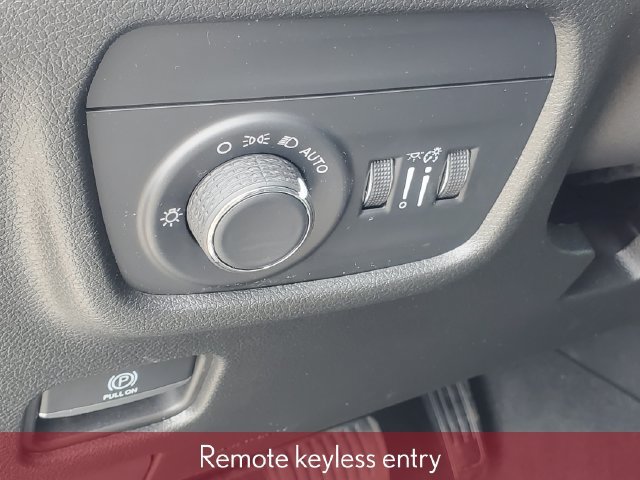 Used 2023 Jeep Grand Cherokee L Laredo w/ Luxury Tech Group I AWD/4WD image 14