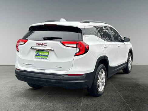 Used 2022 GMC Terrain SLE w/ Driver Convenience Package AWD/4WD image 7