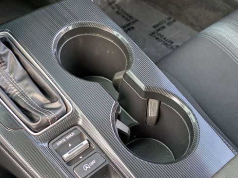 Used 2025 Honda Civic Sport image 19