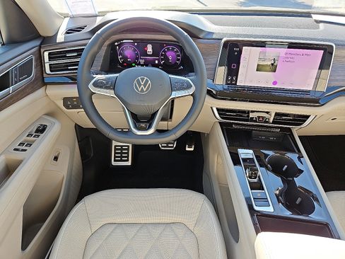 New 2026 Volkswagen Atlas SEL Premium R-Line image 8