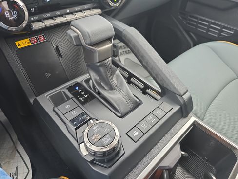 Used 2025 Toyota Tacoma 4x4 Double Cab Hybrid w/ Tow Tech Package image 26