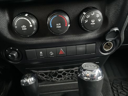 Used 2017 Jeep Wrangler Unlimited Sport w/ Quick Order Package 24S image 43