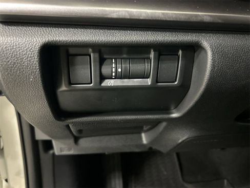 Certified 2025 Subaru Impreza 2.0i image 17
