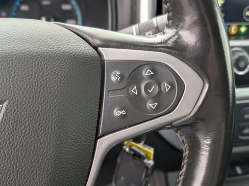 Used 2019 Chevrolet Colorado LT image 17