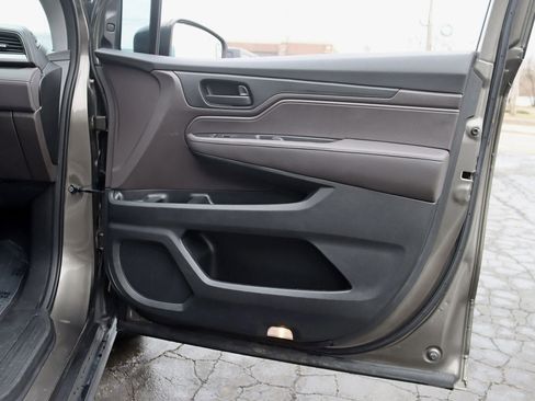 Used 2018 Honda Odyssey EX-L image 31