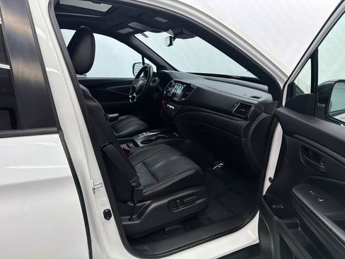 Used 2022 Honda Passport TrailSport image 15