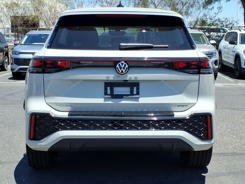 New 2026 Volkswagen Tiguan SEL R-Line AWD/4WD image 6