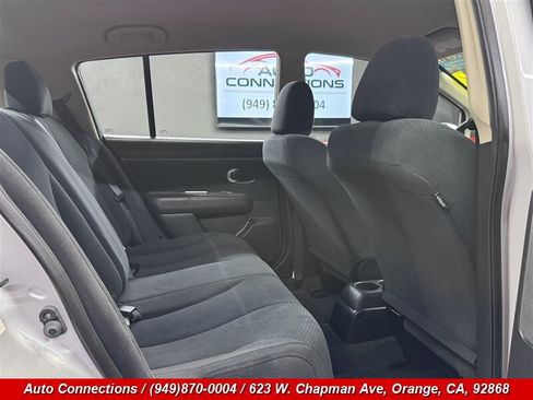 Used 2012 Nissan Versa 1.8 S FWD image 8
