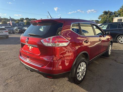Used 2016 Nissan Rogue S image 6