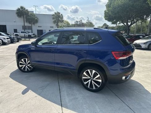Used 2024 Volkswagen Taos SE FWD image 21