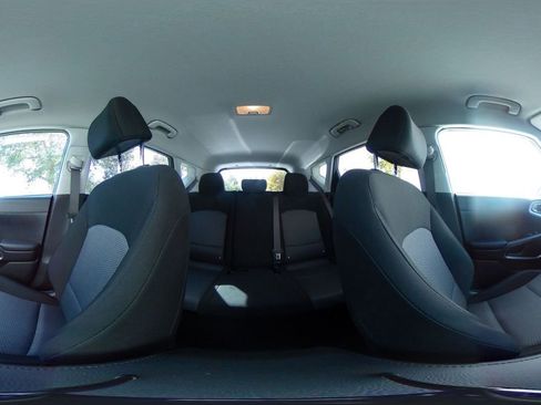 Used 2025 Kia Soul LX w/ LX Technology Package image 37